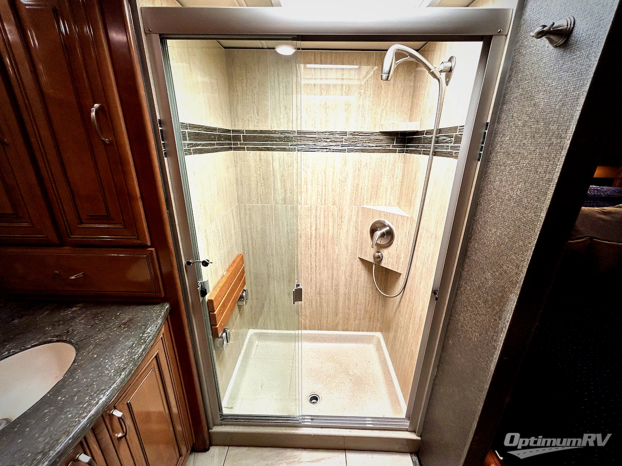 2018 Thor Tuscany 40RT Photo 19