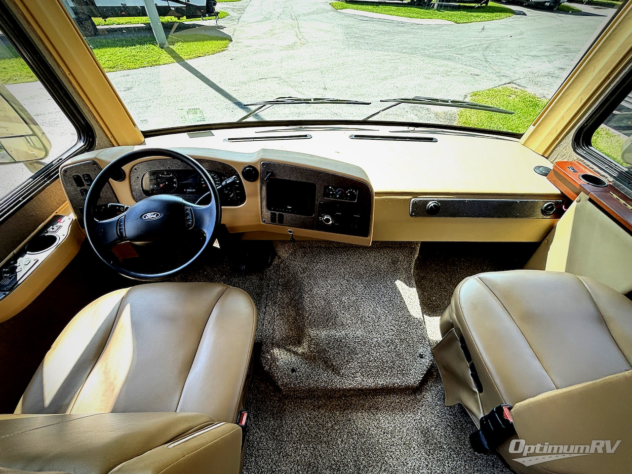 2017 Newmar Bay Star 3401 Photo 8