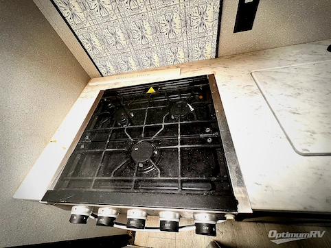 2022 Coachmen Shasta 25RS RV Photo 3