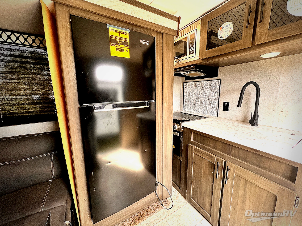 2022 Coachmen Shasta 25RS Photo 11