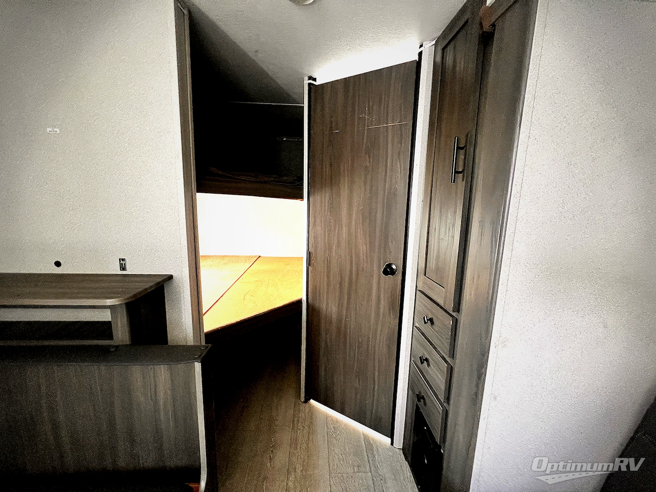 2022 Coachmen Shasta 25RS Photo 13