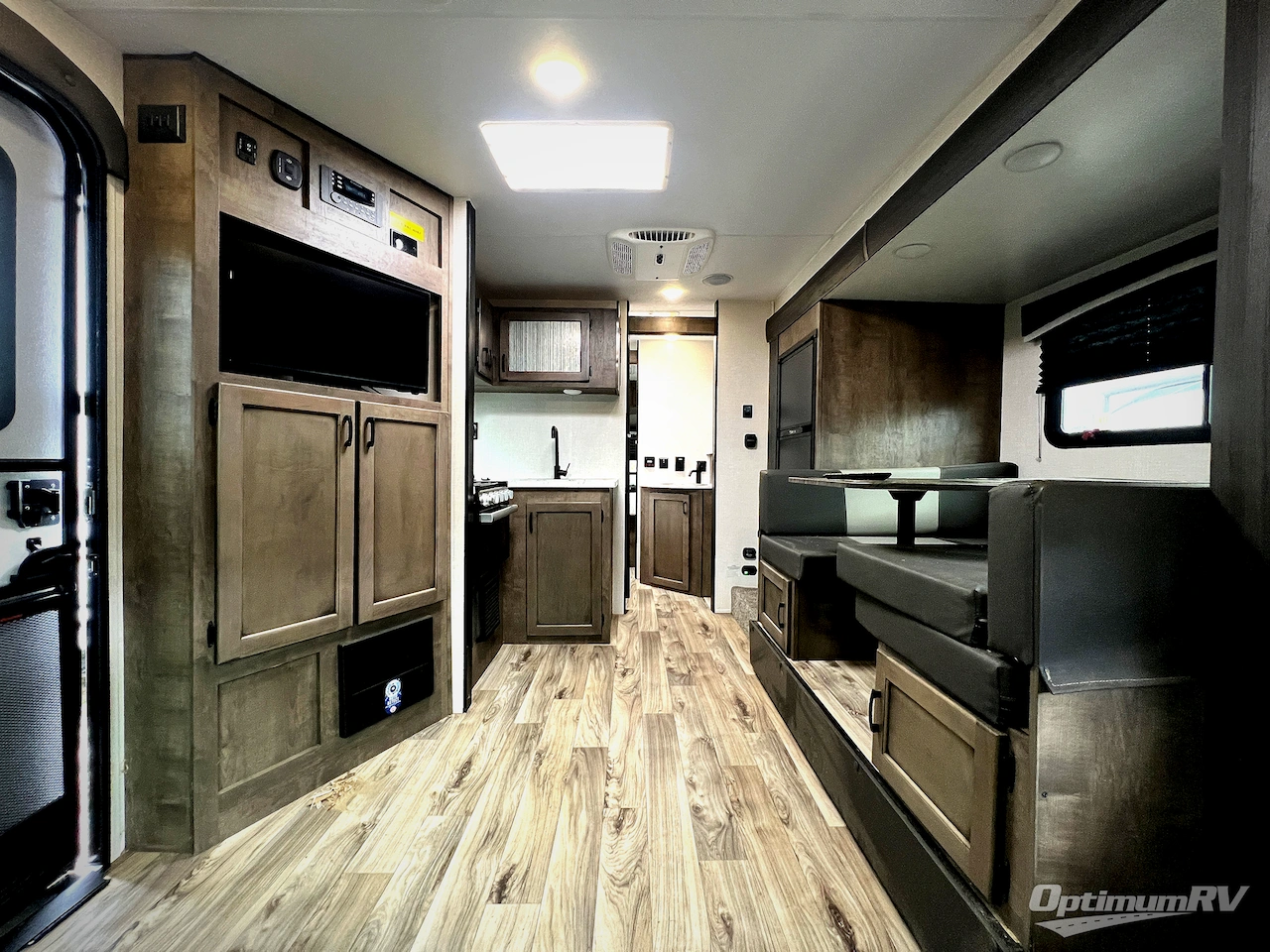 2023 Venture Sonic SN241VFL Photo 4