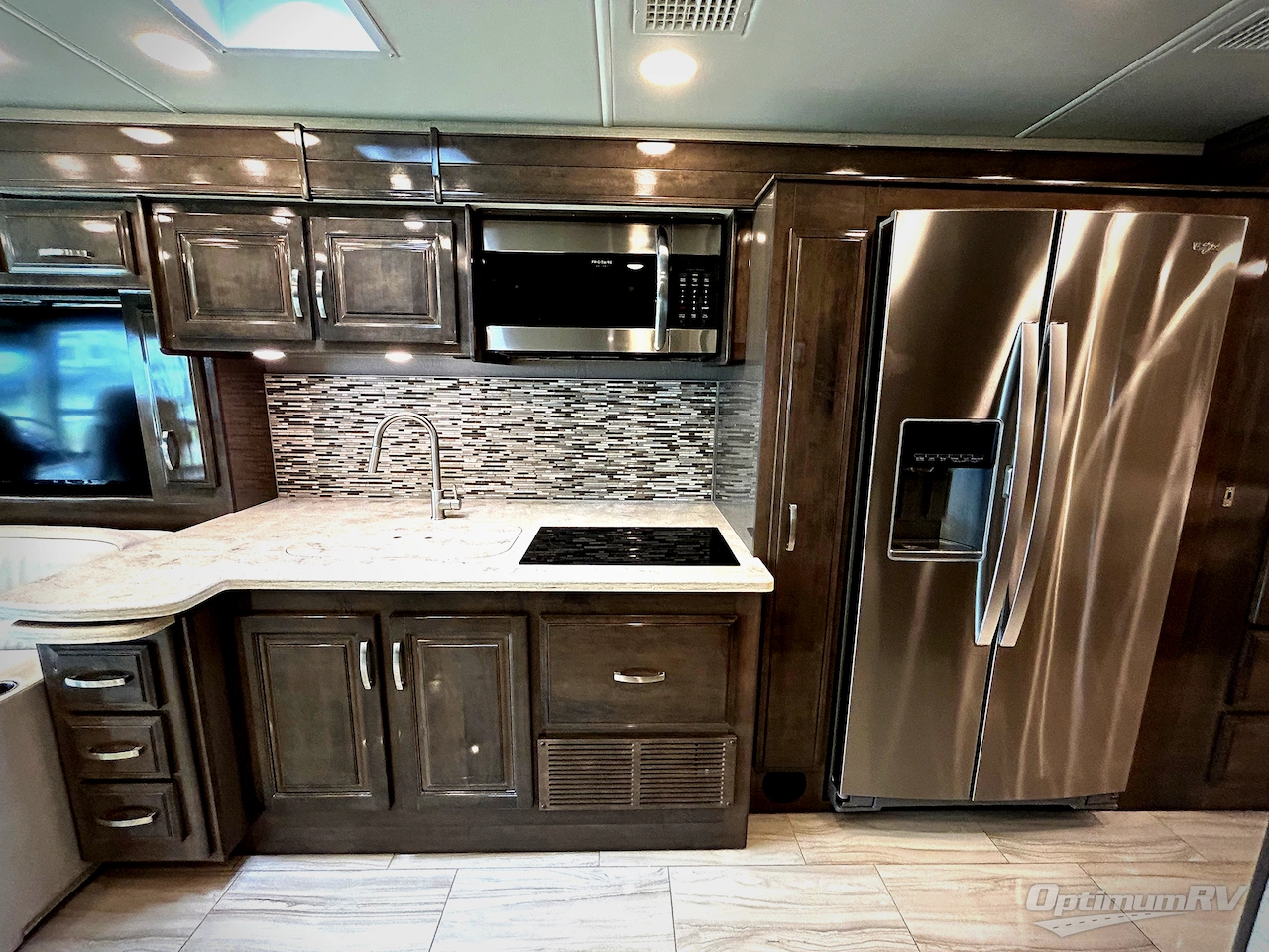 2020 Jayco Embark 39T2 Photo 6
