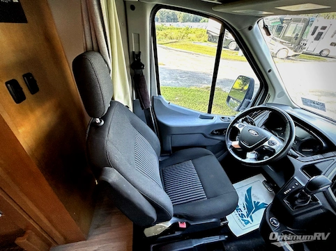 2020 Coachmen Beyond 22C RV Photo 2