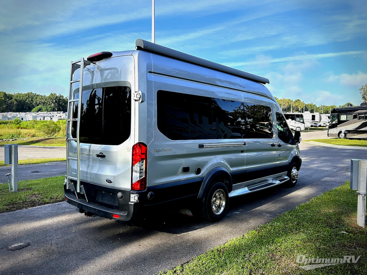 2020 Coachmen Beyond 22C Photo 2