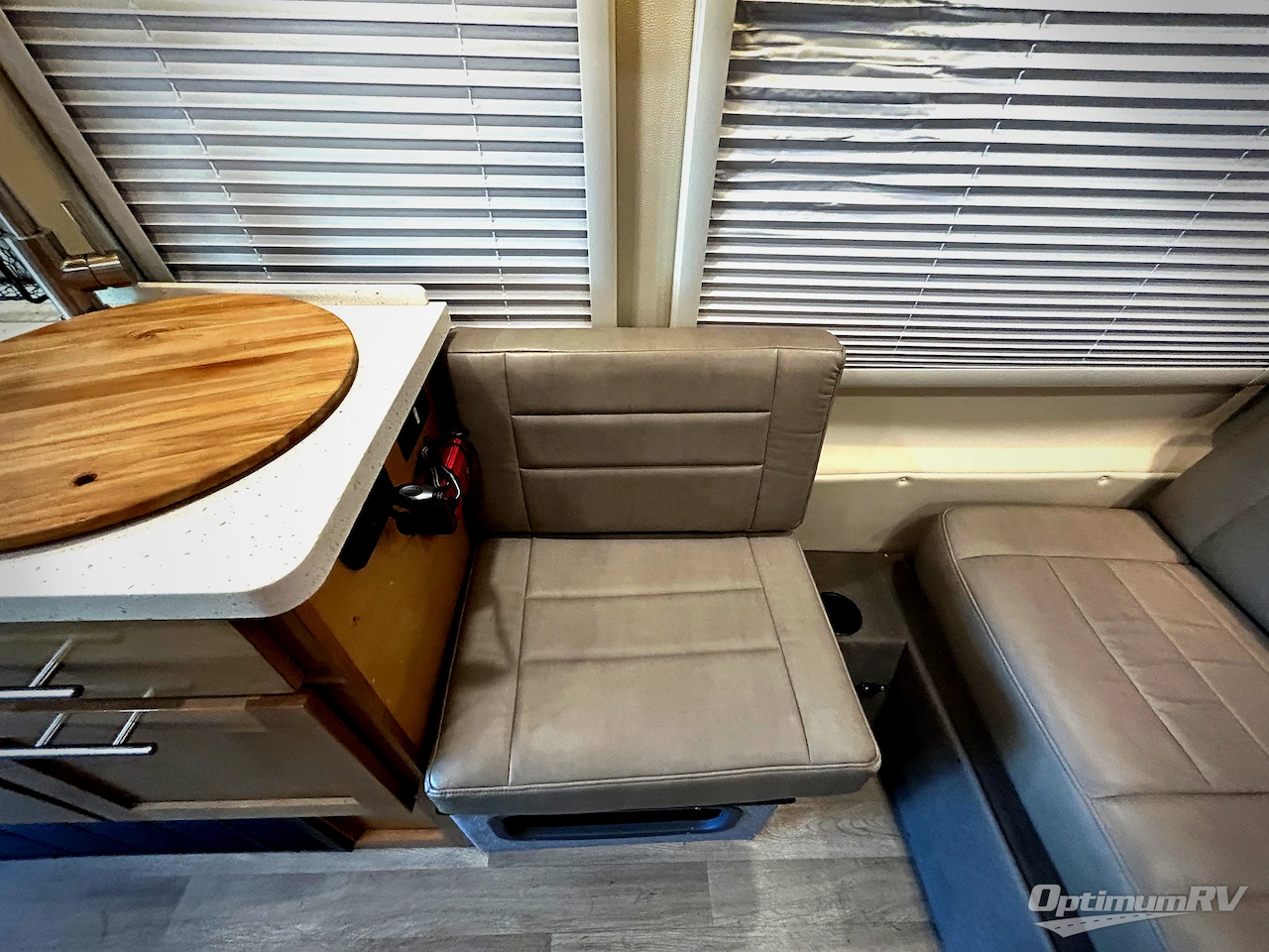 2020 Coachmen Beyond 22C Photo 17