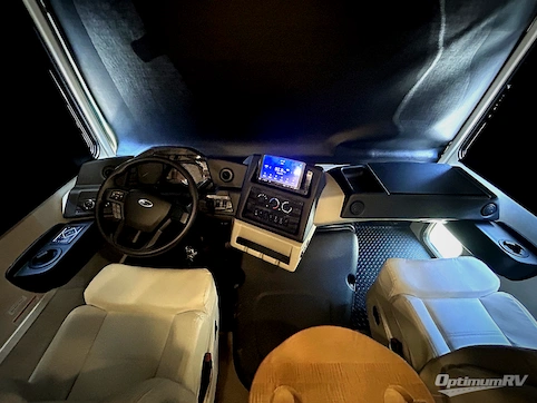 2023 Forest River Georgetown 7 Series 32J7 RV Photo 2