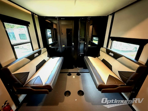 2021 Forest River XLR Hyper Lite 3310 RV Photo 4