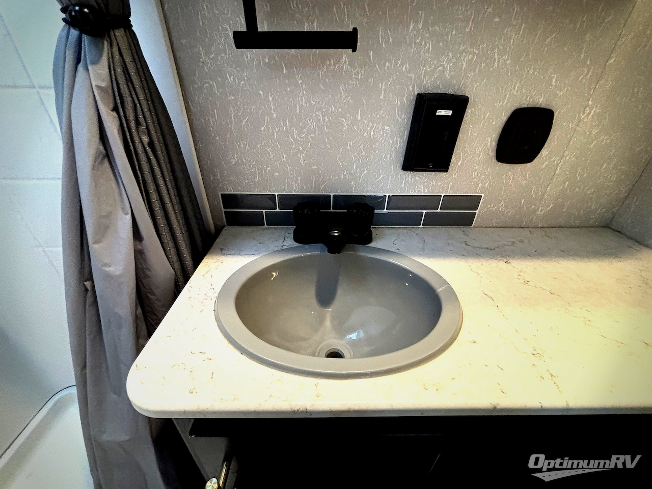 2021 Forest River Cherokee Cascade 19RR Photo 11