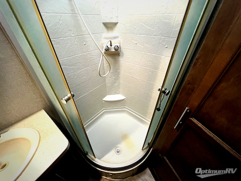 2018 Keystone Cougar Half-Ton Series 32RLI RV Photo 4