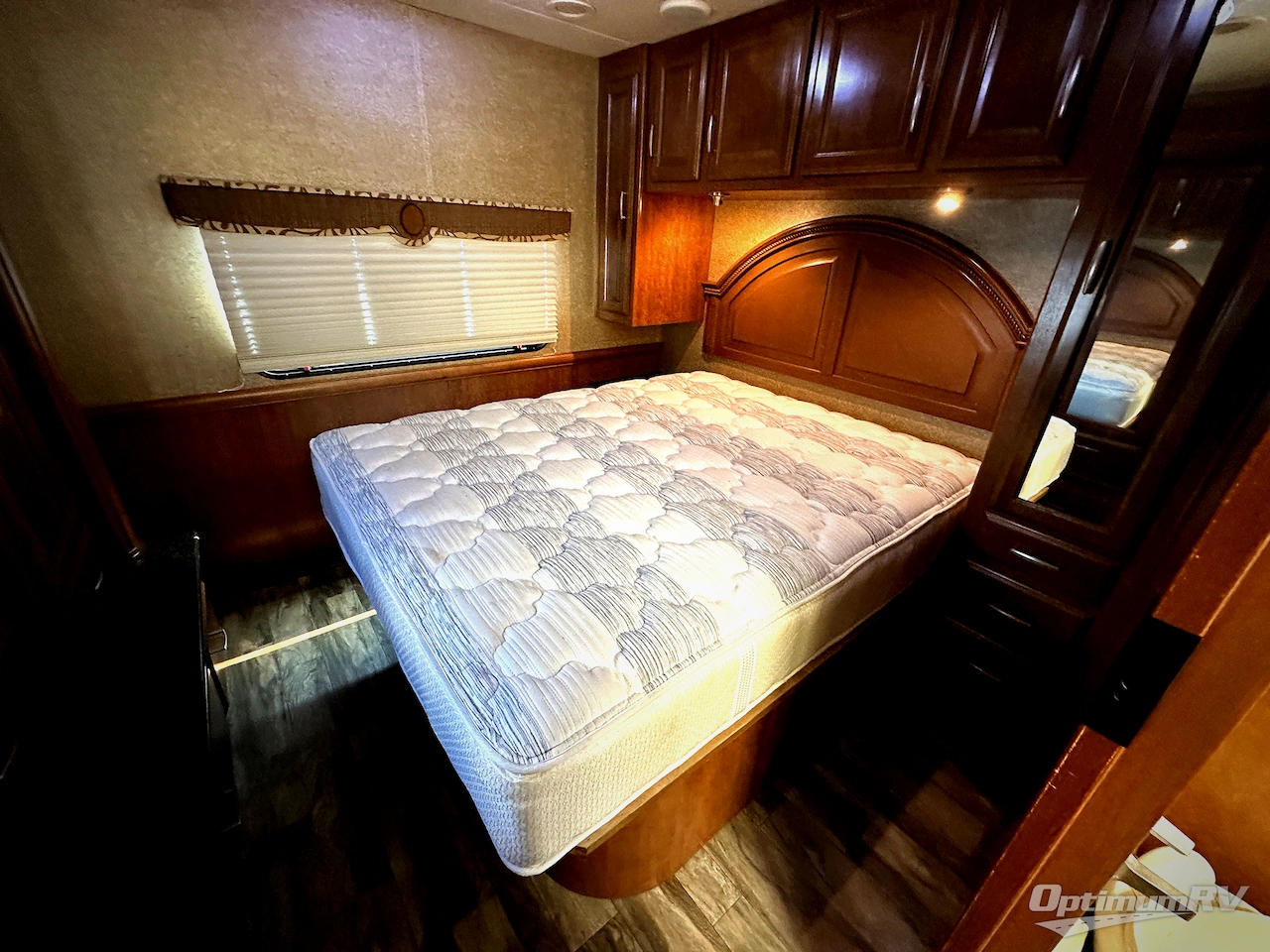 2014 Thor Challenger 37GT Photo 21