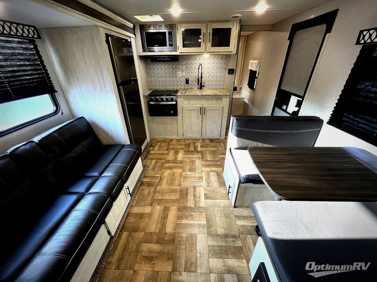 2022 Shasta Shasta 25RS Photo 9