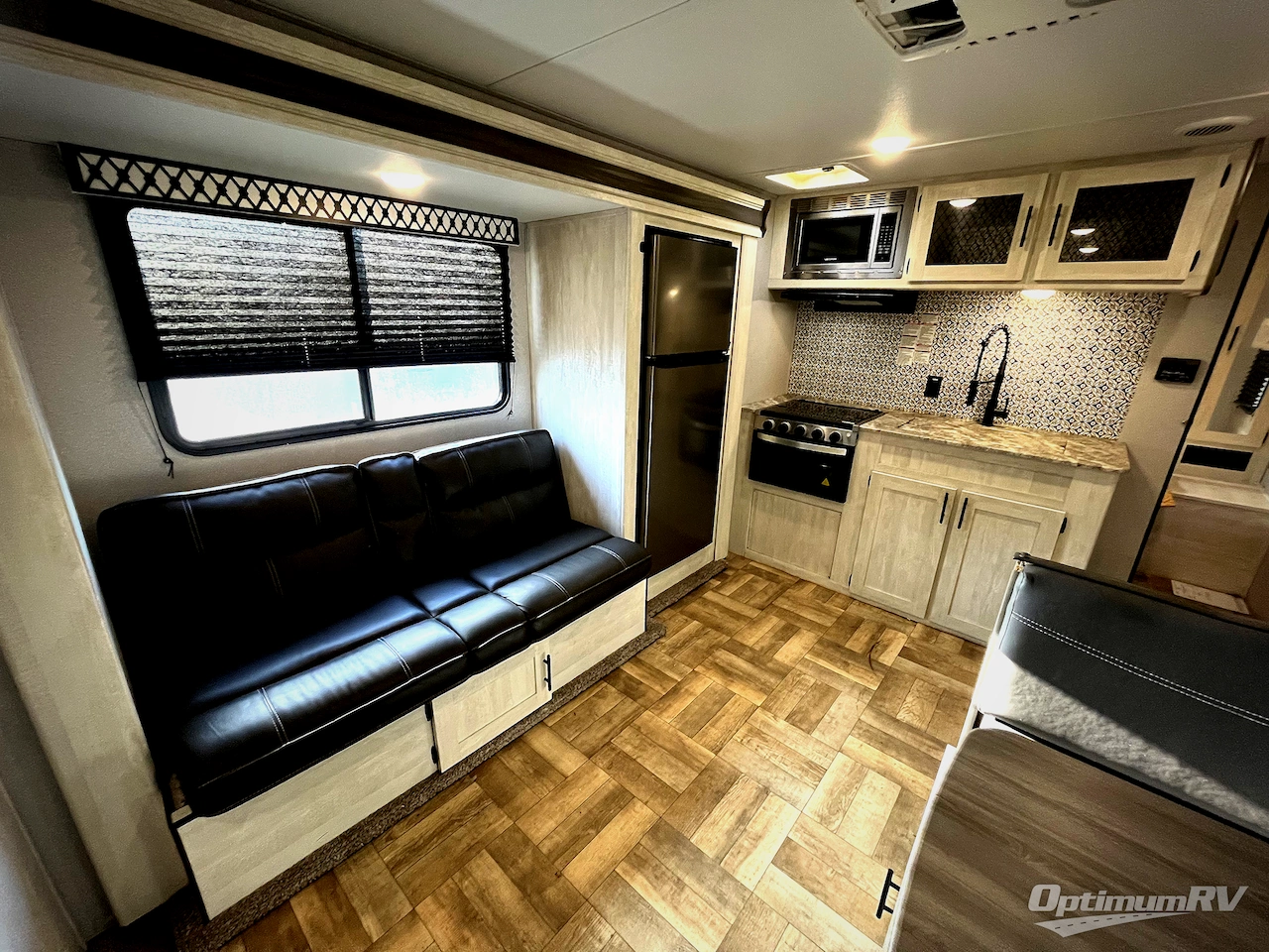 2022 Shasta Shasta 25RS Photo 10