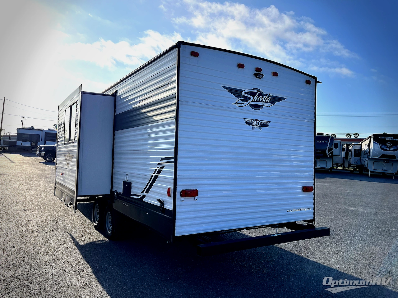 2022 Shasta Shasta 25RS Photo 3