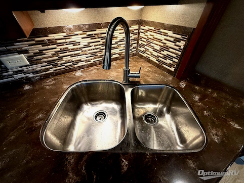 2017 Forest River Berkshire XL 40BH RV Photo 3