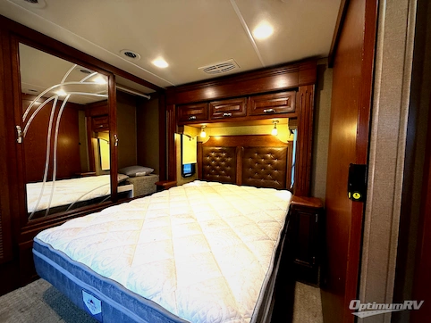 2017 Forest River Berkshire XL 40BH RV Photo 4