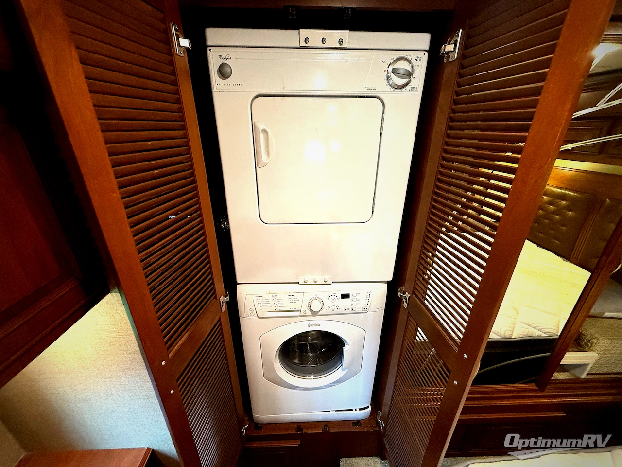 2017 Forest River Berkshire XL 40BH Photo 21