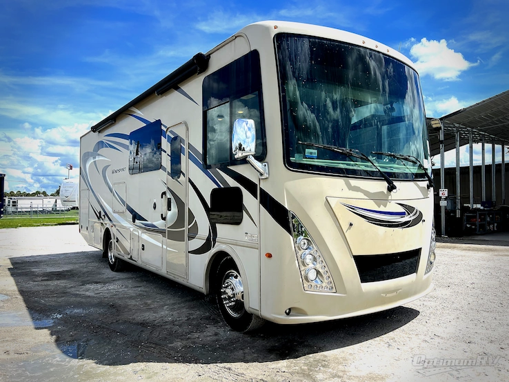 2018 Thor Windsport 29M RV Photo 1