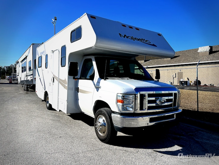 2013 Born Free Majestic 23A RV Photo 1