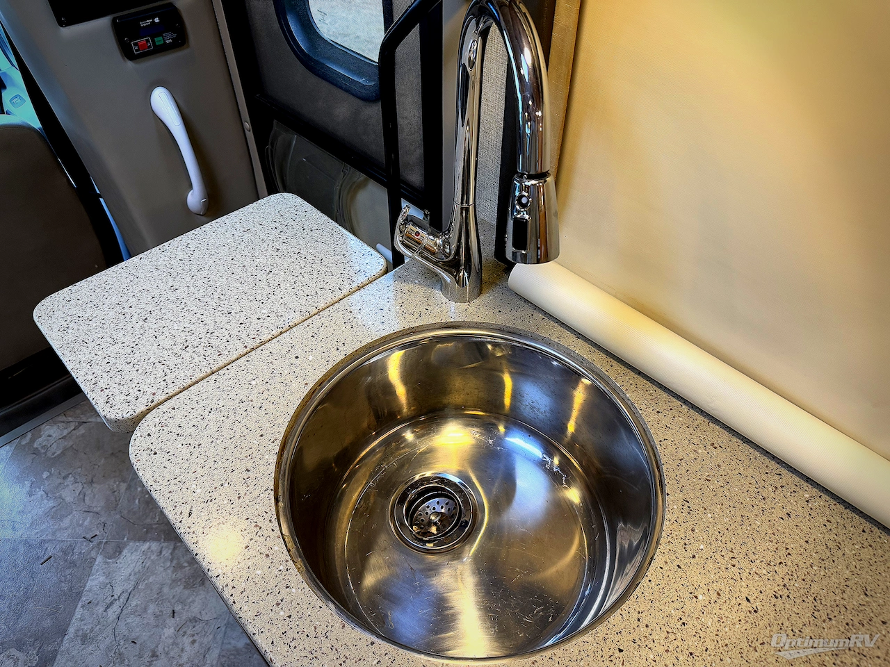 2018 Thor Citation Sprinter 24SR Photo 10