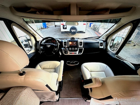 2022 Thor Rize 18M RV Photo 3