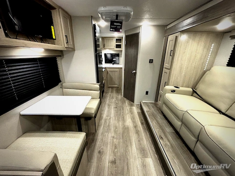 2026 Coachmen Catalina Summit Series 7 194RBS RV Photo 2