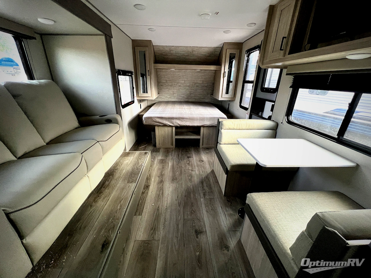 2026 Coachmen Catalina Summit Series 7 194RBS Photo 17