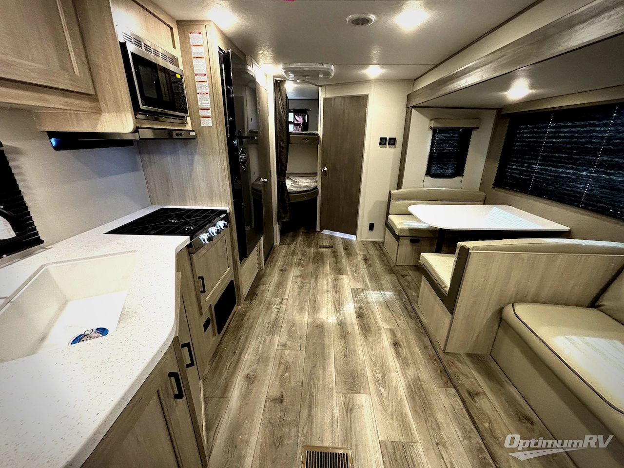 2026 Coachmen Catalina Summit Series 8 261BHS Photo 4