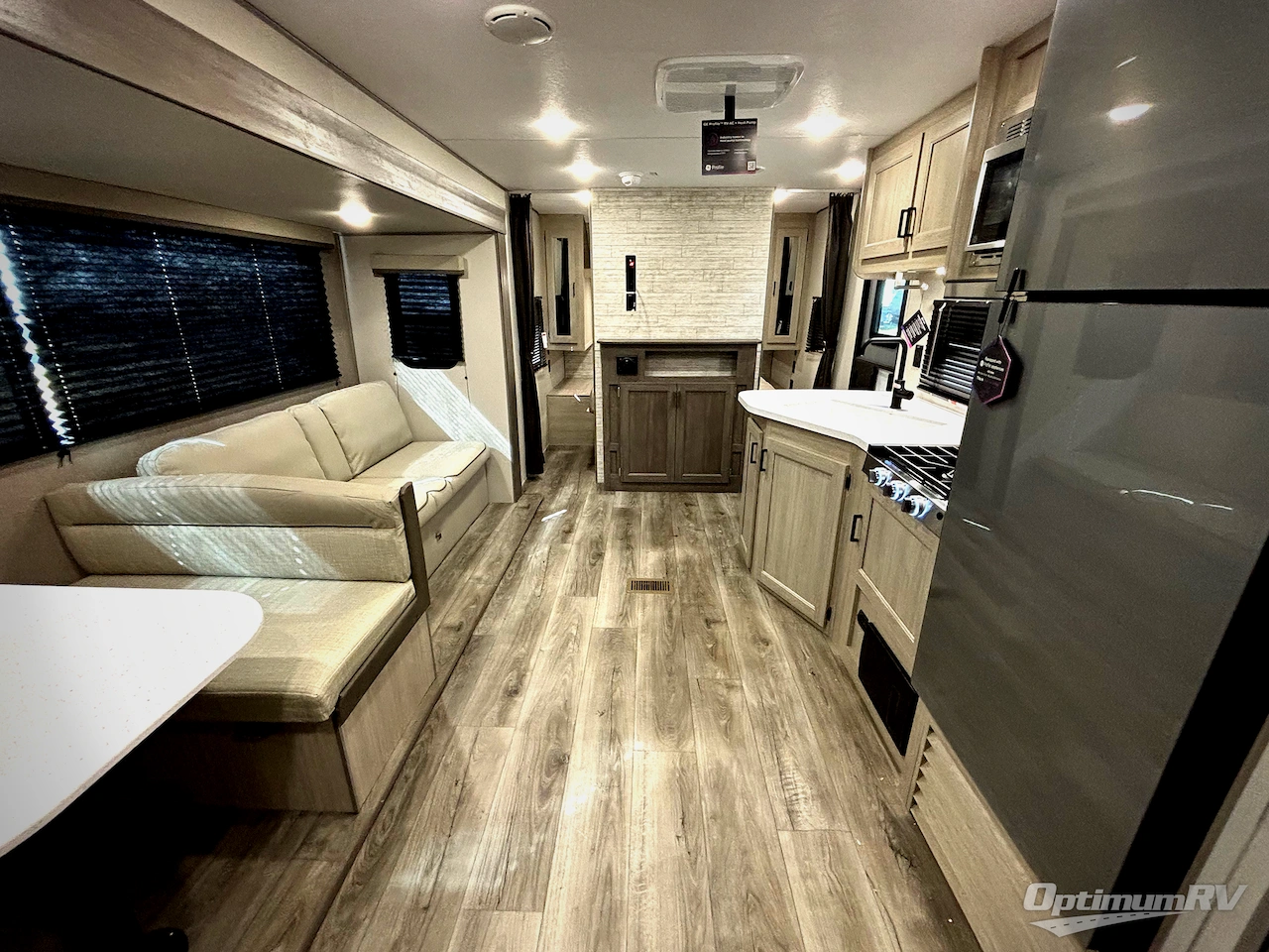 2026 Coachmen Catalina Summit Series 8 261BHS Photo 5