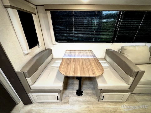 2027 Coachmen Catalina Legacy Edition 283RKS RV Photo 4