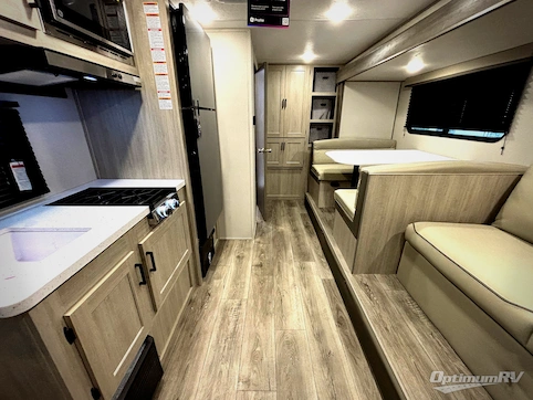 2026 Coachmen Catalina Summit Series 7 184MKS RV Photo 2
