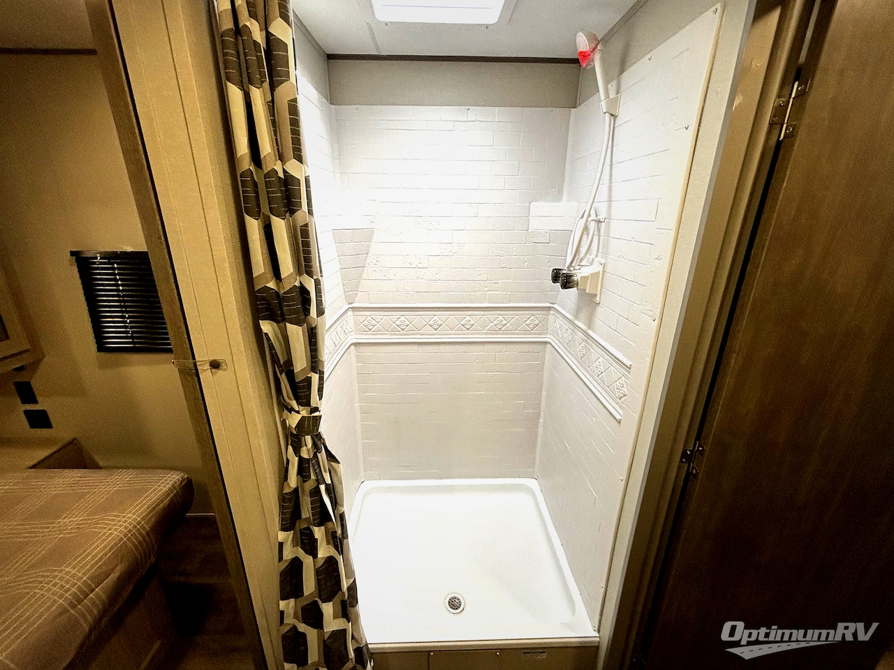 2026 Coachmen Catalina Summit Series 8 231MKS Photo 10