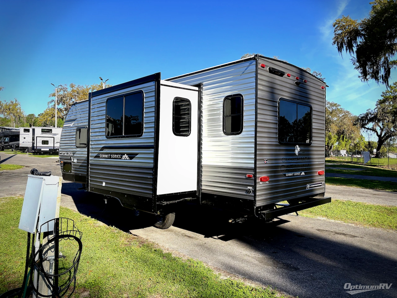 2026 Coachmen Catalina Summit Series 8 231MKS Photo 3