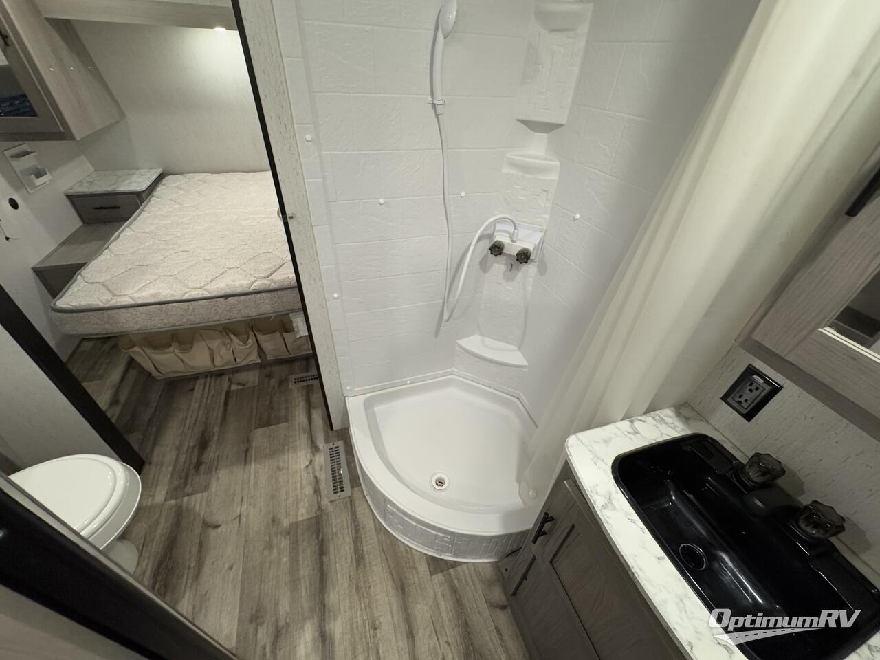 2022 Dutchmen Coleman Lantern Series 264RL Photo 9