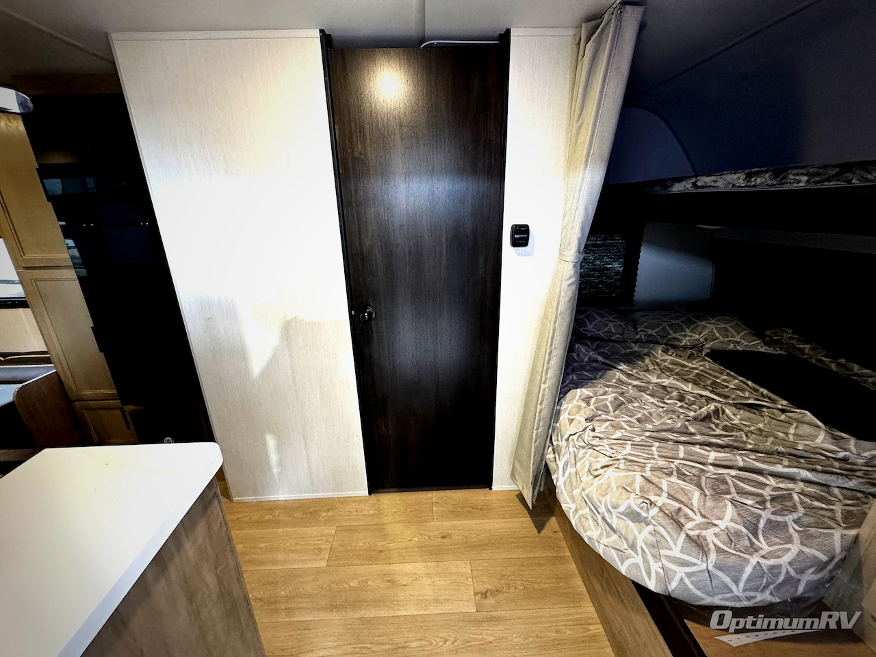 2026 Forest River Cherokee Grey Wolf Black label 19SMBL Photo 3