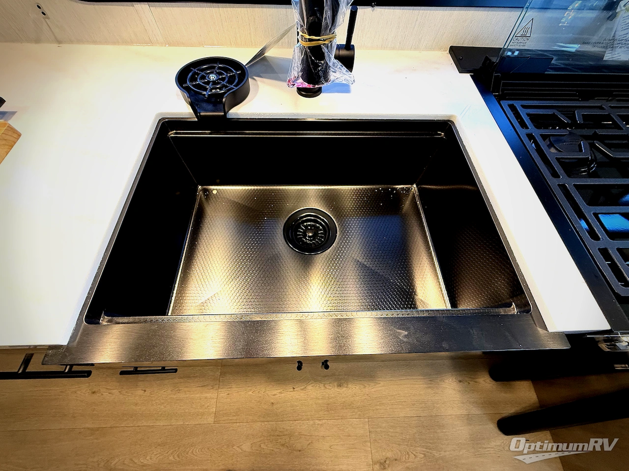 2026 Forest River Cherokee Grey Wolf Black label 19SMBL Photo 6