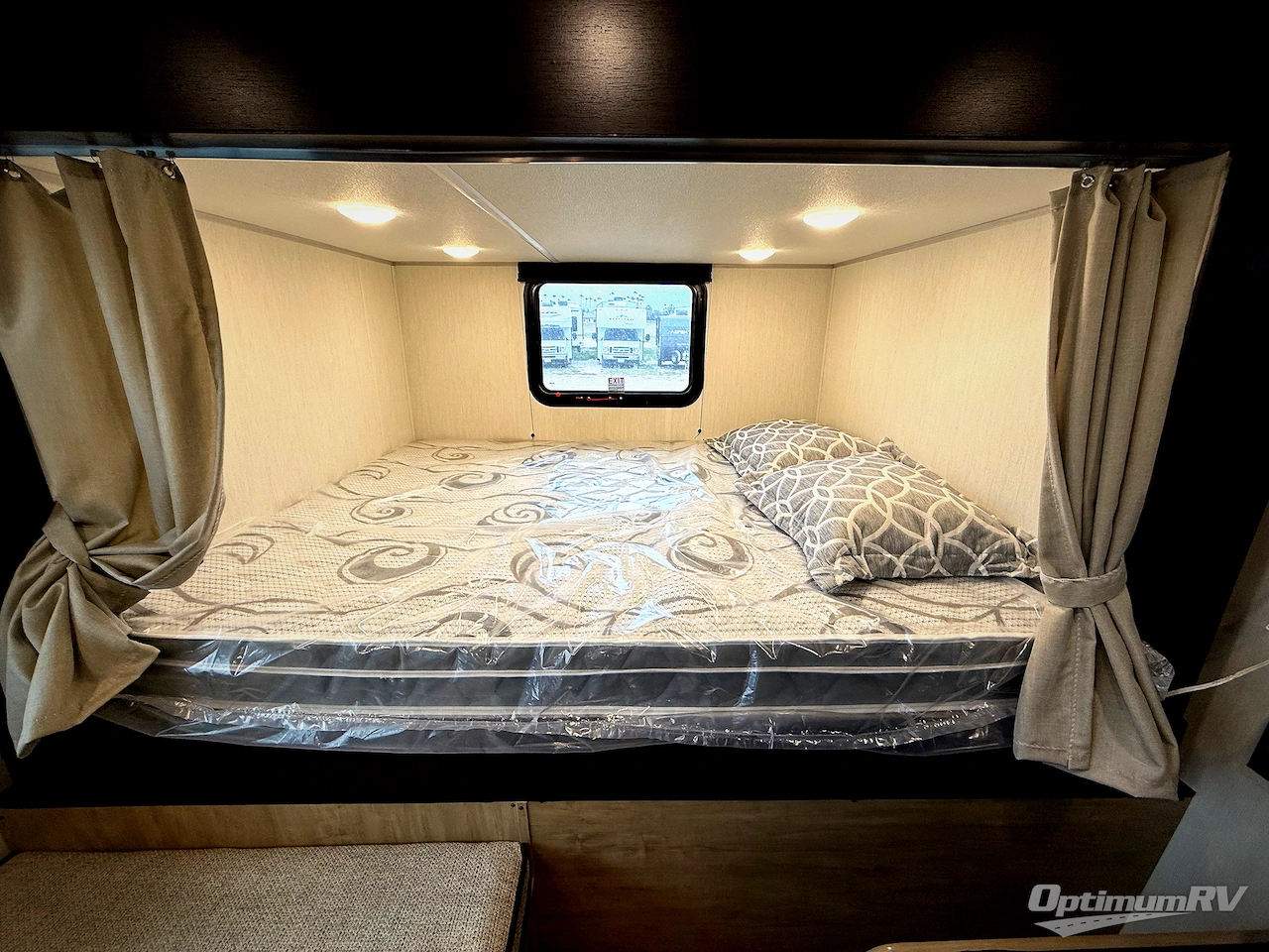 2026 Forest River Cherokee Wolf Pup Black Label 19SMBL Photo 11