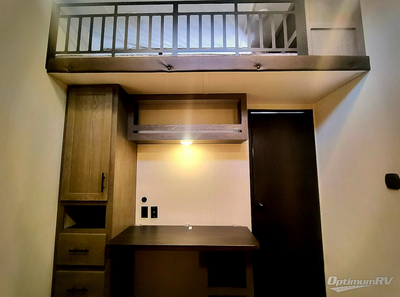 2025 Forest River Cherokee Arctic Wolf Suite 3650SUITE Photo 14