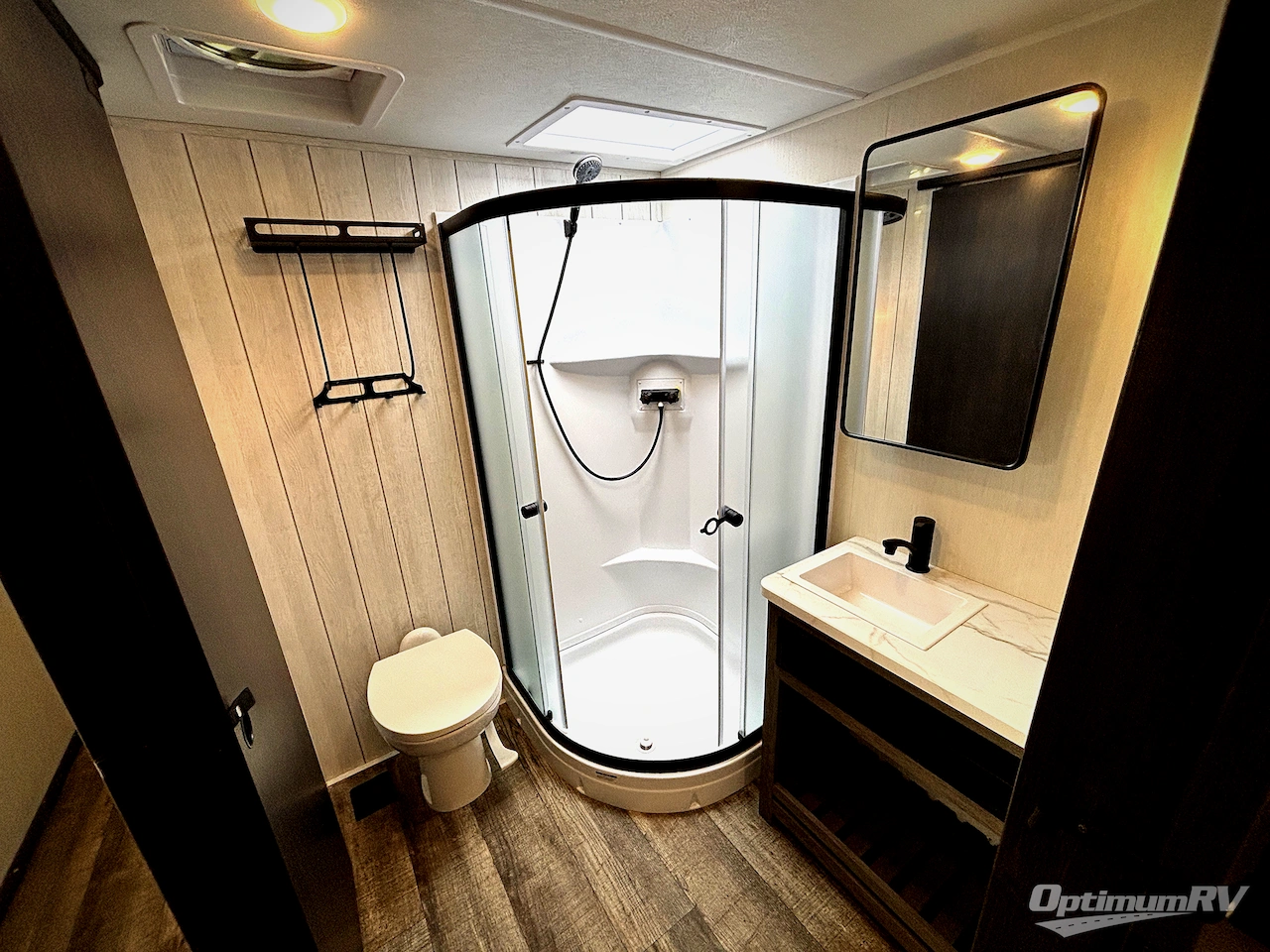 2025 Forest River Cherokee Arctic Wolf Suite 3650SUITE Photo 18