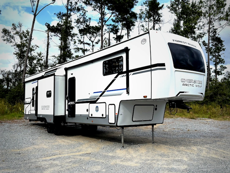 2025 Forest River Cherokee Arctic Wolf Suite 3750SUITE RV Photo 1