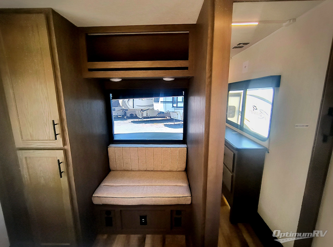 2025 Forest River Cherokee Arctic Wolf Suite 3750SUITE Photo 21