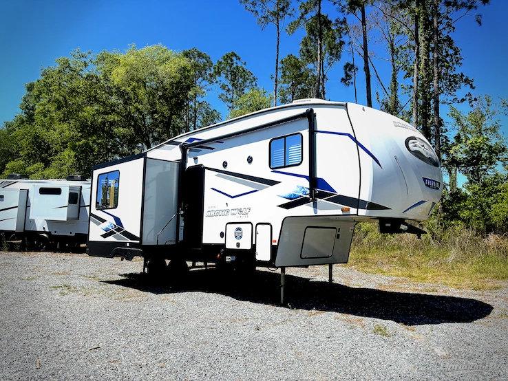 2024 Forest River Cherokee Arctic Wolf 261RK RV Photo 1