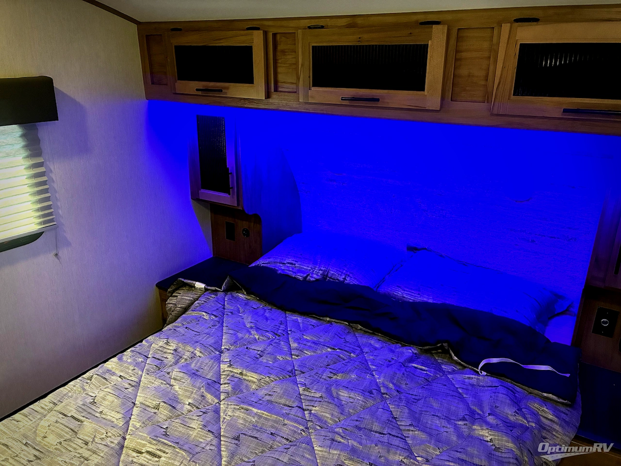 2024 Forest River Cherokee Arctic Wolf 261RK Photo 13