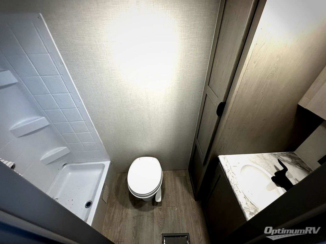 2026 Coachmen Clipper 5K Series 25QBH Photo 12