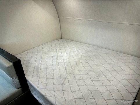 2026 Coachmen Clipper Cadet 17CBH RV Photo 4