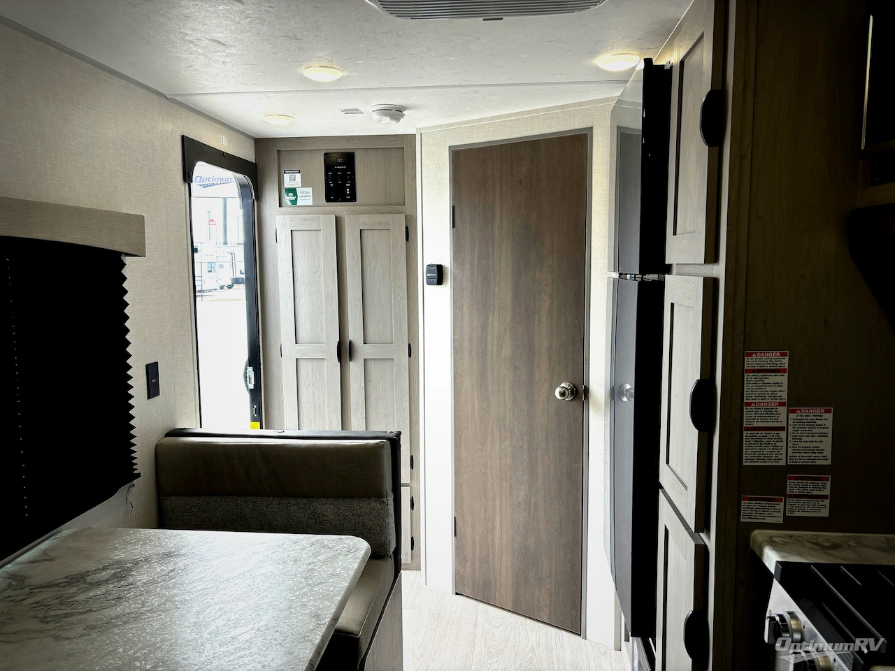 2026 Coachmen Clipper Cadet 16CFB Photo 4