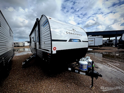 New 2026 Coachmen Clipper 5K Series 242MK Featured Photo