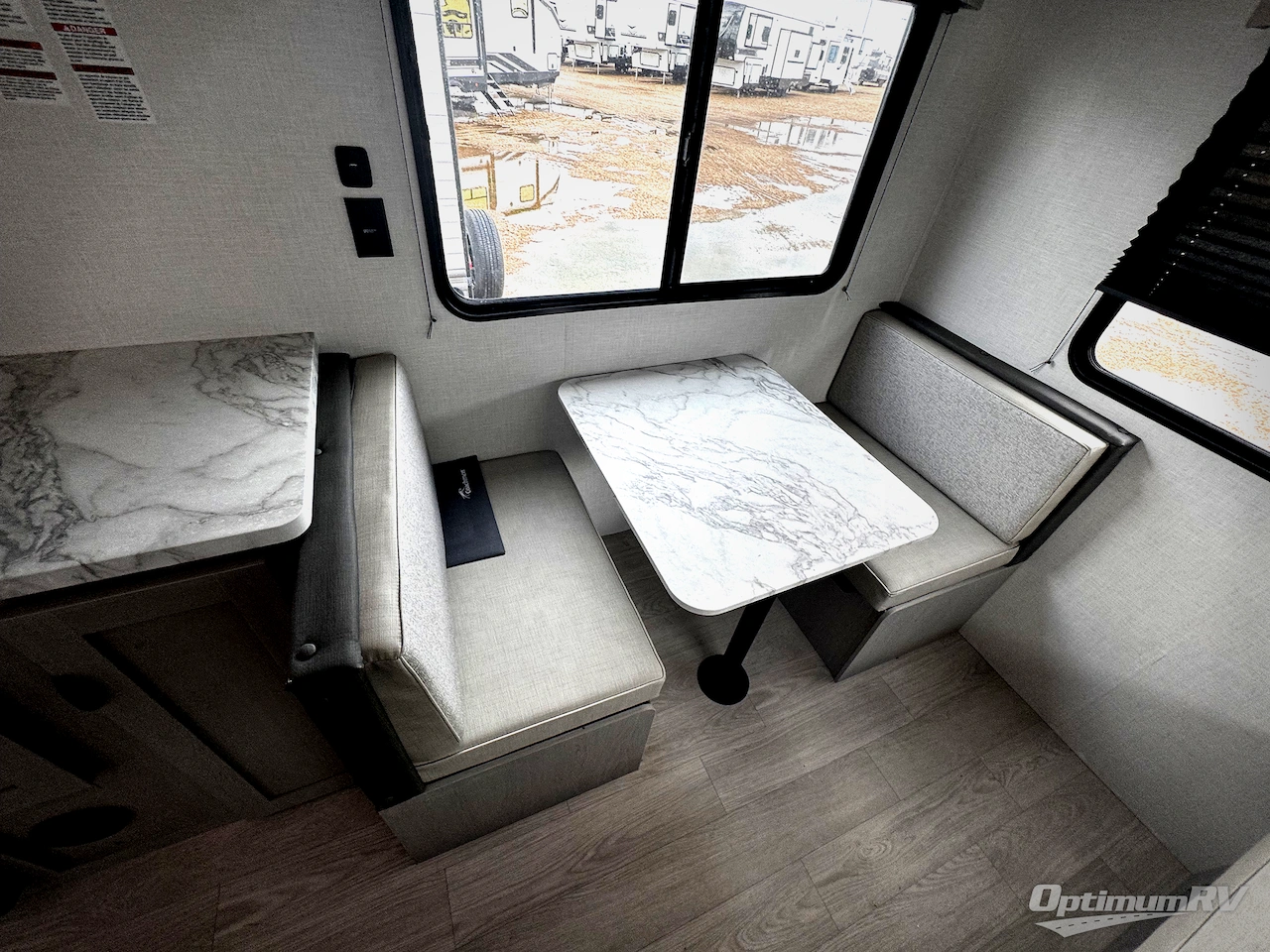 2026 Coachmen Clipper 5K Series 242MK Photo 11