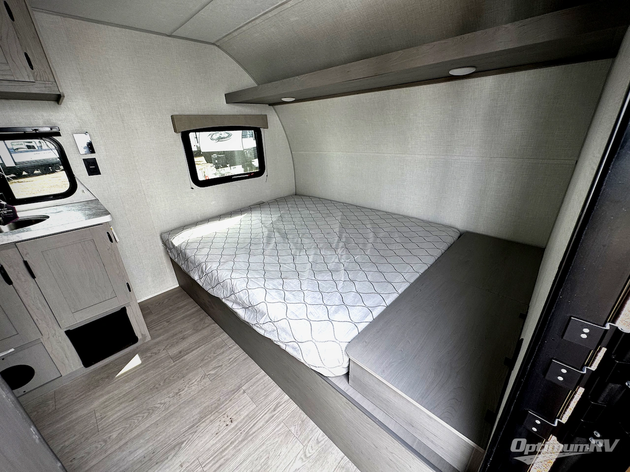 2026 Coachmen Clipper 4K Series 18BH Photo 2