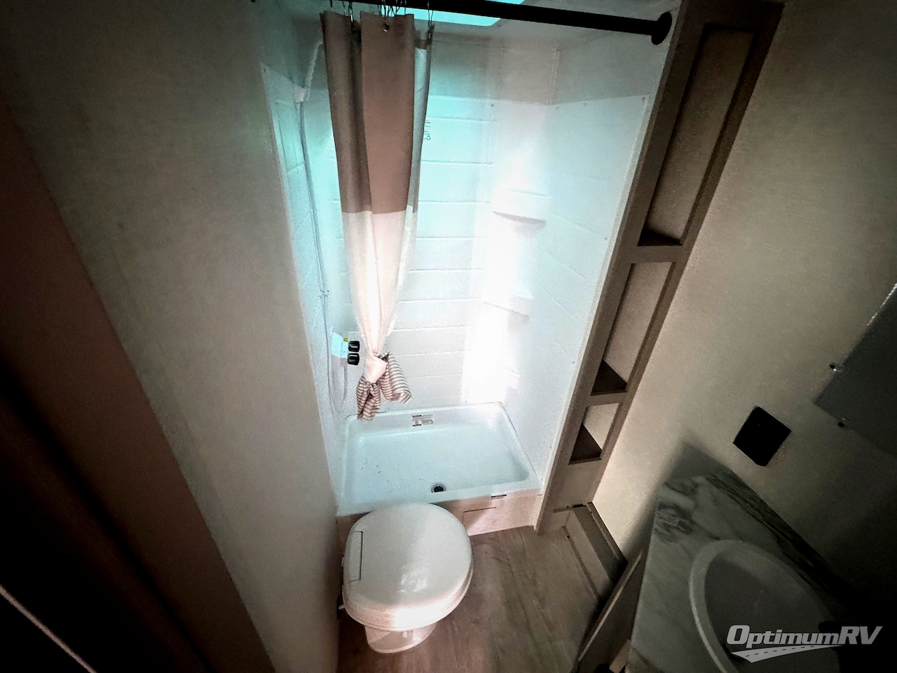 2026 Coachmen Clipper 4K Series 18BH Photo 7